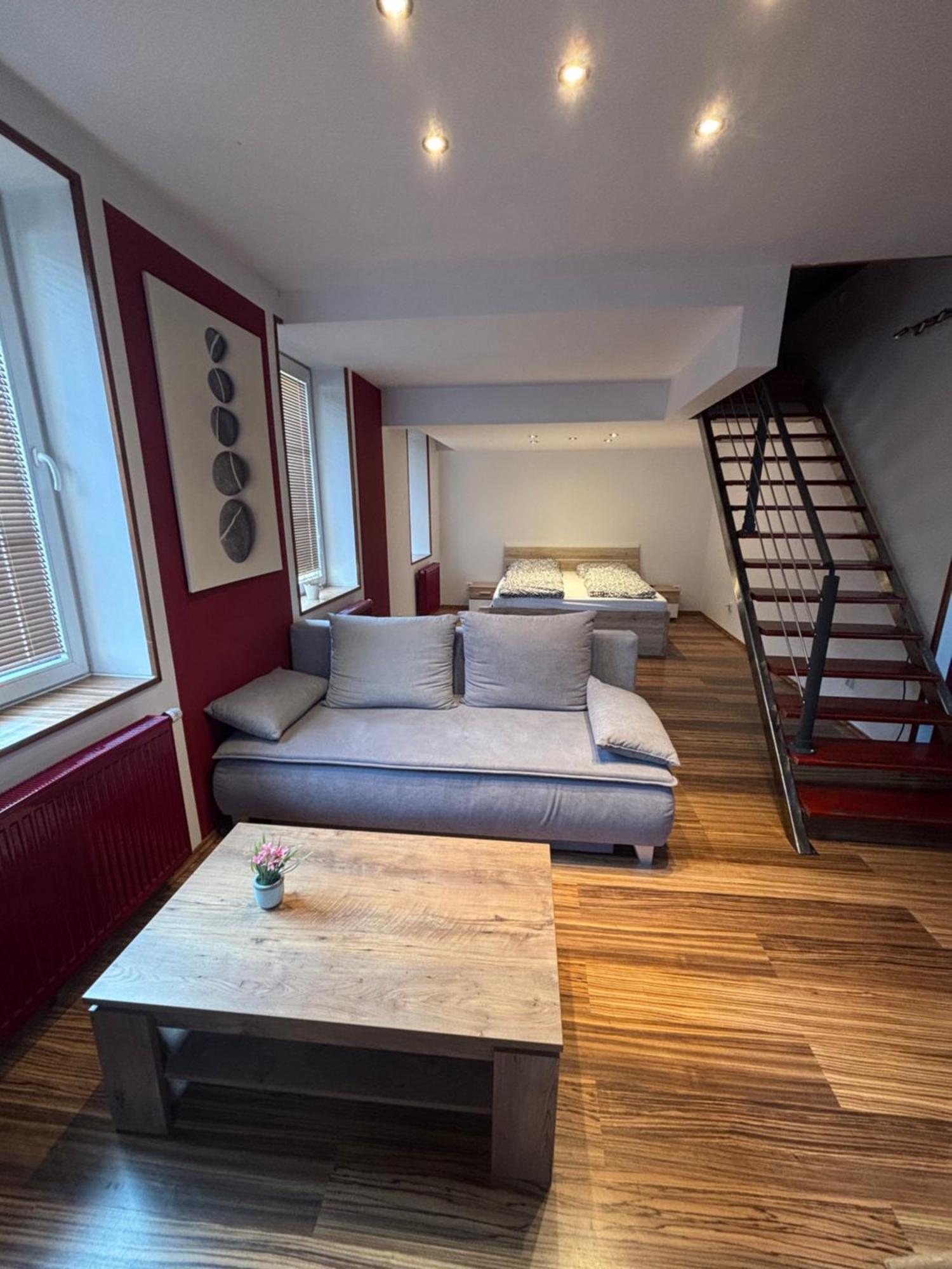 Luxusni Mezonet V Centru Apartment Liberec Luaran gambar